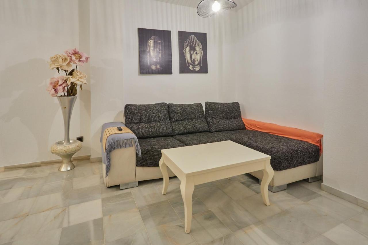 Two Bedrooms Leonor Davalos — Photos 1
